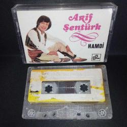 Kaset Arif Şentürk Hamdi albümü. orijinal dönem baskı. Kasetin bir yüzündeki sticker soyulmuş