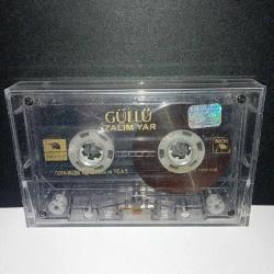 Kaset Güllü Zalim yar albümü. Orijinal. Kartoneti yok. Baştan sona dinlendi sorunsuz çalışıyor