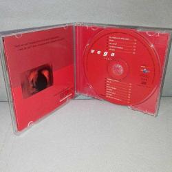 Cd Vega tatlı sert albümü. NADİR, Orijinal. 2002 baskı.