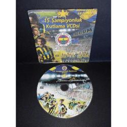 VCD Fenerbahçe 15. Şampiyonluk kutlama Vcd'si. 2003 / 2004 Sezonu. Çalışmasını etkilemeyen çizikler var. Sorunsuz çalışıyor.