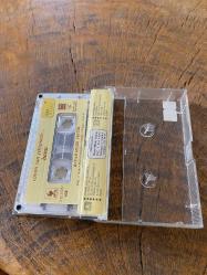 BANU - CANIM CAN ÇEKİŞMEDE - KASET