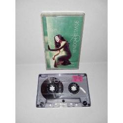 Kaset Nilüfer yeniden yetmişe albümü. Orijinal. Son arzum şarkısı bu albümde