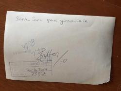 ENKA ŞİRKETLER GRUBU FAHRİ BAŞKANI ŞARIK TARA'NIN ORİJİNAL FOTOĞRAFI - 18 x 12 cm EBADINDA - ŞARIK TARA ÇOCUK YÜZÜCÜLERLE HATIRA POZU VERİRKEN ÇEKİLMİŞ BİR KARE (AÇIKLAMAYI OKUYUNUZ)