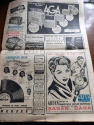 Cumhuriyet Gazetesi - 25 Aralık 1952 - Eski Anayasa Metni Dün Kabul Olundu - Türkiye Yugoslavya İşbirliği Gelişiyor - Amerikan Başkanı Truman'ın Son Noel Mesajı - Yeni Amerikan Başkanı Eisenhover'in Kore Sulh Planı - Beyoğlu Devrim Ocağı Dün Törenle Açıldı fotoğraf - Malatya Hadisesi İle İlgili Yeni Tevkifler - İki Büyük Doğucu Bugün Malatya'ya gönderiliyor -İstanbul Polisinde Yapılan Yenilikler - Emniyet Müdürü Ahmet Tekelioğlu yazarımızda görüşürken fotoğraf - Bedri Rahmi Eyüboğlu Sanat Bahisleri - Hitler İntihar Kararını Ne Zaman Vermişti - Kodak Fotoğraf Makinesi - Çamlıca Kız Lisesi Şampiyon Oldu - Taksim Sineması - Geliri Atatürk Heykeline Harcanacak Atatürk Kupası - İngiliz Edebiyatının Kör Dahisi John Milton - Gripin - Çapamarka - Titanik Vapurunun İkinci Kaptanı Yeni Öldü - Günün Resimleri - AGA Radyo - Hamiyet Yüceses Perihan Altındağ Sözeri  Sabite Tur Gülerman  Zeki Müren plakları sahibinin sesinde - Alaaddin'in lambası filmi Kemal film tamamen renkli - Tokat çoban sucuğu