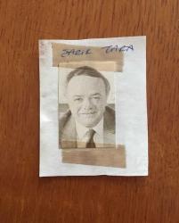 ENKA ŞİRKETLER GRUBU FAHRİ BAŞKANI ŞARIK TARA'NIN AJANS BASIMI ORİJİNAL MİNİ BOY FOTOĞRAFI - 4 x 3 cm EBADINDA