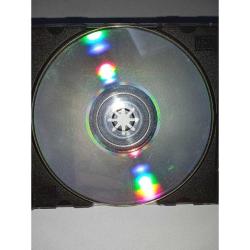 Cd guns n roses use your illusion 2. Orijinal. 1991 Avusturya baskı. Dinlemeyi etkilemeyen çizikler var. Sorunsuz çalışıyor.