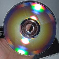 Cd ezginin günlüğü oyun albümü. Orijinal. ADA müzik kırmızı bandrollü dönem baskı. Disk çok iyi durumda koleksiyonluk