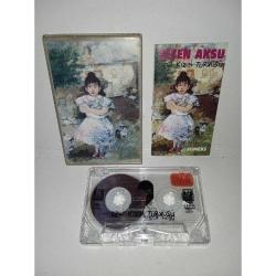 Kaset Sezen Aksu Deli kızın türküsü albümü. Orijinal.