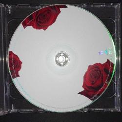 Cd Lana del rey born to die. Orijinal, Avrupa müzik. Kartoneti yok. Dinlemeyi etkilemeyen çizikler var. Sorunsuz çalışıyor. Cd kabı içerisinde gönderim yapılacaktır.