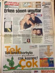 HÜRRİYET GAZETESİ DOĞUM GÜNÜ HEDİYESİ - 21 ŞUBAT 1999 -TAM TAKIM 42 SAYFADIR -Öcalan-Cemil Bayık-Osman Öcalan-Oktay Ekşi-Ecevit-Süleyman Seba-Hasan Arat-Amokachi-Toshack-İsmail Özkan-Şanlı Sarıalioğlu-Korkut Öze-İlyas Namoğlu-Murat-Selami Tiryaki-Rüştü Reçber-Ali Çoban-Selahattin Dönmez-Ali Ece-Sibel Demiriz-Bekir Coşkun-Melike Çiğdem Çelik-Doğan Yurdakul-Birsen Çelik-Yılmaz Erdoğan-Oya Başar-Ferhan Şensoy-Sadri Alışık  İlk Apo hizmeti Teslim Ol kaseti-Apo’yu yakacak üç fotoğraf-Ecevit’ten devlet sözü-Pişmanlık Yasası’ndan Apo yararlanamaz-Sıra Cemil Bayık ve Osman Öcalan’da-Dünya basını: PKK Avrupa kaybetti-Kartal 1-1 eriyor-Para sözü yetmedi-Amokachi ikna edildi-Fener Metin’e ağlıyor-Her şeyin sonu değil-Erken sönen umutlar-Ölüme birlikte gittiler-Başka canlar yanmasın-Hayat Güzeldir-Devlet Düşmanı-Meet Joe Black-Sen Hiç Ateşböceği Gördün mü-Üç Baba Hasan-Ferhangi Şeyler-Parazit-Yaşasın Zübük-Son Tango-Her şeyin bir sırrı vardır-Herkesin Bildiği Sırlar-Peter Pan