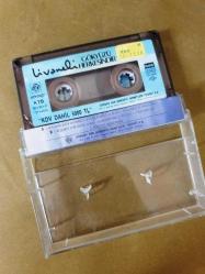 ZÜLFÜ LİVANELİ - GÖKYÜZÜ HERKESİNDİR - KASET