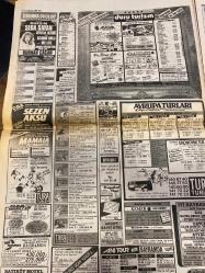 HÜRRİYET GAZETESİ DOĞUM GÜNÜ HEDİYESİ - 19 TEMMUZ 1988 -TAM TAKIM 24 SAYFADIR -Turan Çevik-Turgut Özal-Gandhi-Cengiz Çandar-Kaya-Metin-Bahri Hançer-İlyas Namıoğlu-Semra Aksu-Tayfun Bayındır-Oktay Ekşi-Denktaş-Coşkun Kırca-Vahdettin-Yavuz Gökmen-Dick Millington-Mikhail Gorbachev-Prof. Dr. Haluk Kabaalioğlu-Neil Kinnock  Süper şanslı Hürriyetçiler-İşte Hayali İhracatçı’nın deposu-Özal neden kızıyor?-Papa suikastı Ağca’nın hücresinde Mafia kolları-Gandhi’ye 4 imza-Aşk çılgınının ölüm uçusu-İran PES etti-15 milyarlık takım kurduk-F.Bahçe 3-0’la başladı-Mektupla taktik-Eder ve Serginho resmen Malatyaspor’da-Yusuf sakatlandı-Semra Aksu sahada bayıldı pistte ayıldı-Özgürlüğe kaçış-Memurlar da sendika kurabilir-Denktaş’tan evet-Eğitimde yeni hedef 21. yüzyıl-Felaket bu bir felaket-Çizgilerle Hayattan Rekorlar Guinness-Demokratlar’da seçim heyecanı-İngiliz muhalefet liderine tatsız sürpriz-Ermenilere kesin hayır  Karikatür-Çizgilerle Hayattan Rekorlar Çizer Dick Millington