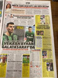 HÜRRİYET GAZETESİ DOĞUM GÜNÜ HEDİYESİ - 29 OCAK 1923 -TAM TAKIM 22 SAYFADIR -Ali Naci Küçük-Uğur Meleke-Banu Yelkovan-Lale Orta-Sabri Çelik-Mert Müldür-Kaan Ayhan-Mauro Icardi-Dries Mertens-Okan Buruk-Kenan Doğulu-Sandıl Nivro-Cemre Baysel-Ayşe Kökçü-Sedef Şahin-Özge Özpirinçci-Neslihan Nöçpü-Mümtaz Sevinç-Erdoğan Demirören-Recep Tayyip Erdoğan-Cenk Tosun-Kemal Uğurlu-Gedson Fernandes-Wout Weghorst-Paul Parker-Aryna Sabalenka-Tom Odell-Fatma Girik-Hülya Koçyiğit-İlyas Salman-Çağla Şıkel-Deniz Boy-Hakan Ural-Hakan Ercan-Ömür Sabuncuoğlu-Bülent Güneri-Orhan Kemal-Ece Üner-Nazlıcan Kocakaya 10 Numara Aslan-MHK’ya İlk Kadın Başkan-Kar İstanbul’a Cuma Gelebilir-Kuvözdeki Dedektifler-Tiktokçu Teyzelerle Konuştum-Barbarlık ve Engizisyon Kalıntısı-Z Kuşağının 90’lar Aşkı-Sıvı Robot Gerçek Oldu-Nasreddin Hoca’nın Torunuyum-100 Yaş Huzur Bırakmadı-Kronometre 2018’de Sıfırlandı-Ege’nin Acı Tesadüfü-MHK’de Sabri Çelik Gitti Lale Orta Geliyor-Ve Kaan Ayhan Galatasaray’da-Rekor Değil Şampiyonluk-10’