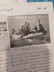 Enver Paşa  Galiçya Cephesi  Harp Mecmuası   Galiçya Cephesi Siper de El Bombası ile uyuyan Asker Görselli.Harp Mecmuası  Yıl : 1. Sayı :  Kasım 1916 Cepheden Pek çok fotoğraf ve Enver Paşa Fotoğraflı.