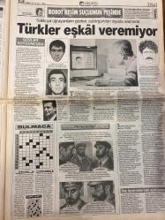 HÜRRİYET GAZETESİ DOĞUM GÜNÜ HEDİYESİ - 17 TEMMUZ 1998 -TAM TAKIM 44 SAYFADIR -Kubilay Uygun-Sedat Simavi-Hasan Atmaca-Gülşen-Bülent Ersoy-Ayşe Torun-İsmail Karadayı-Ertuğrul Özkök-Oktay Ekşi-Denizli-Yıldırım-Okocha-Moldovan-Hagi-Ufuk Ergün-Antalyalılar-Görkem-Gürkan Uygun-Burak-Emre-Tugay-Faruk Süren-Fatih Terim-Ersun Yanal-Yankov-Tolga Ünüvar-Bekir Coşkun-Turgut Yılmaz-Gökhan Karakaş-Nuht Uluğ-Adnan Atar-Sabri Karmurti-Haldun Sevel-Kemal-Can Orak-Mustafa Paşa-Hayrati Hüsameddin-Armstrong  Fırıldak Kubi’ye şok-Atatürkçü Çelik’in türbanlı hayranları-Yalınayak çıktı-Bir örnek tavır-O sözleri unutalım-Zam bugüne kaldı-5 trilyonda hâkim ısrarı-Karadayı: Üzgünüm-Hizmetçi ilanı ölümle götürdü-Türk Siemens Pirelli alıyor-Yeltsin Çar’ın koltuğunda-3 trilyona ret-Drakula’nın oğlu-Şampiyonluk için geldim-Moldovan’a sevindim-Burak’a tam not-Grasshoppers bilmece gibi-Ümitlerimiz şahane-İstanbulspor Yankov’a döndü-Gümrükçünün büyük öfkesi-İlanla ölüme gitti-Maksat şeffaflık-Başkan’ın müdürünü vura