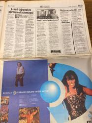 HÜRRİYET GAZETESİ DOĞUM GÜNÜ HEDİYESİ - 18 EYLÜL 1998 -TAM TAKIM 46 SAYFADIR -Adau-Mesut Yılmaz-Tony Blair-Gerhard Schröder-Lionel Jospin-Romano Prodi-Poul Nyrup Rasmussen-Oktay Ekşi-Hakan Şükür-Ümit-Hagi-Fatih Terim-Bene Inzaghi-Ruşen Güven-Sami Sarıalioğlu-Vedat Okyar-Korkut Göze-İsmail Er-Mahmut Demir-Yener Kaya-Alaaddin-Franz-Jörg Haider-Rafet Yahya Khaled Adau-Hatip Dicle-Barzani-Talabani-Madeleine Albright-Ferai Tınç-Hamaney-Bill Clinton-Tencere Dibin Kara  Son zafer Kartal’ın-İstihbarat fiyaskosu-İlahici bürokrata genel müdür desteği-Yılmaz: Yetkim olsa türbanı çözerim-Bakana mafya tehdidi-WAPC Kongresi-Ak Çarşamba’dan kaçış formülü: Altın-Avrupalı liderler CHP’ye çalışacak-Borsa 2 binin altına düştü-Türk futbolu devleşiyor-Hakan’ın intikamı-Geleceğe bakalım-Tura Kartal pençesi-Şifo’nun dönüşü muhteşem oldu-Avrupa’da final oynayacağız-İstihbarat rezaleti-PKK’lı Eva’ya 15 yıl-Yener Kaya dosyası yeniden açılıyor-Çakıcı olayı Stern’de-Heybeli için 72 saat ek süre-Hatip Dicle’ye 1 y