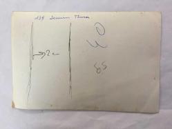 TÜRK SANAT MÜZİĞİ SANATÇISI SEVİM TUNA'NIN ORİJİNAL FOTOĞRAFI - 18 x 12 cm EBADINDA - SEVİM TUNA MASADA SİGARA İÇERKEN ÇEKİLMİŞ BİR KARE