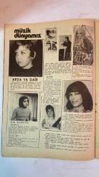 SAMANYOLU ELBİSE PATRON İLAVELİ MECMUA DERGİ - 7 HAZİRAN 1973 — SAYI: 75 - GEORGE - FRED - PAT - MILENA - CEM GÖKMEN - DEODATA - TONY BLACKBURN - DAVE LEE TREVIS - DAVE MOUNT - JONATHAN KING - RICK PRICE - YOKO ONO - JOHN LENNON - JIMMY HELMS - EDDIE WHEELER - ROD MC KUEN - ARDA KARDEŞ - ŞANAR YURDATAPAN - SEVİL HASMAN - VURAL - AYLA - BARIŞ MANÇO - ATİLLA ÖZDEMİROĞLU - MANOLO CORALES - CEZMI BAŞEĞMEZ - CEM OKUTAN - ESİN AFŞAR - AŞIK VEYSEL - AYLA DİKMEN - EDİP AKBAYRAM - AYTEN ALPHAN - ÖZDEMİR ERDOĞAN - ÖMÜR GÖKSEL - DORUK ONATKUT - PARASIZ ELBİSE - ÖLÜM TUZAĞI - KADIN - LİMON - LİMON VE GÜL SUYU - ÜZÜM SUYU - SALATALIK SUYU - LİMON SUYU VE TEMİZLEYİCİ SÜT - MÜZİK DÜNYASININ YENİ PARLAYAN YILDIZLARINDAN - GÖZDE PLAKLAR - ARDA YA DAİR - BİR STÜDYO ORKESTRASI - BİR PORTRE - TV'YE ÇIKMAYACAKLAR - 36 SAYFA