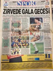 HÜRRİYET GAZETESİ DOĞUM GÜNÜ HEDİYESİ - 20 EYLÜL 1998 -TAM TAKIM 44 SAYFADIR -Necmettin Erbakan-Mehmet S. Erbakan-Andreas Papandreou-Daphne Barak-Mesut Yılmaz-Oktay Ekşi-Emin Çölaşan-Hasan Yılmaz-Yavuz Gökmen-Eyüp Aşık-Sedat Ergin-Salih Neftçi-Bill Clinton-Al Gore-Usame Bin Ladin  Yeğen Erbakan Hıristiyan üye-Andreas uğruna kocamı aldattım-Bizde ele geçen eroin dünyadakinin %38’i-Bence itilmiş ve kakılmış haklı-Zor günde tek Türkler vardı-Zirvede gala gecesi-F.Bahçe 3 puan için kenetlendi-Fenerbahçe dalya peşinde-Çeteler büyük sorun-Umut çocuklarıyla el ele-MİT’te 7-8 Emniyet’te 31 kişiye idari tedbir-3. yumrukçu cezaevinde-6 bin 500 işçi Türk Metal’den ayrıldı-İsrail ABD’ye köprü olacak-Bir finansçı-Basın git halk kal diyor-Clinton istifa-Ladin yakalandı iddiası-Arnavutluk’ta Berişa direniyor
