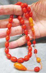 İMAME TraŞLı DİK DaMaR OSMANLI BeNZeTMe 33 LüK SIKMA KEHRİBAR TESBİH.......8x12mm USTA İMZALI