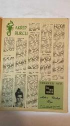 SAMANYOLU ELBİSE PATRON İLAVELİ MECMUA DERGİ - 16 KASIM 1972 SAYI: 46 CURTIS MAYFIELD - ROD STEWART - CHUCK BERRY - MICHAEL JACKSON - CAT STEVENS - SIMON & GARFUNKEL - YES - SLADE - DAVID BOWIE - ELVIS PRESLEY - ERSEN - ÖMÜR GÖKSEL - ZAFER DİLEK - AJDA PEKKAN - CEM KARACA - MOĞOLLAR - TANJU OKAN - YURDAER DOĞULU - MEHMET TANER - SEZEN CUMHUR - FİLİZ AKIN - ATIF YILMAZ - BEHİYE AKSOY - ZEKİ MÜREN - EMEL SAYIN - SELÇUK URAL - GÖNÜL AKKOR - FÜSUN ÖNAL - SELDA BAĞCAN - ÖZDEMİR ERDOĞAN - ORHAN ŞEVKİ - DURUL GENCE - ZAFER DİLEK - AYHAN IŞIK - RICHARD HARRISON - BAHAR ERDENİZ - FERİ CANSel - ENVER DÖNMEZ - SERPİL ÖRÜMCER - BERKANT - MERAL ZEREN - PERİHAN SAVAŞ  PARASIZ ELBİSE PATRONLARIMIZI MÜVEZZİİNİZDEN İSTEYİNİZ - GÖZDE PLAKLAR İNGİLTERE’DE VE AMERİKA’DA - MÜZİK DÜNYASINDAN KISA HABERLER - GÖNÜL AKKOR’UN AVRUPA MACERASI - ZAFER DİLEK’TEN YENİ PLAK - UTANÇ FİLMİ CANNES’E GİDİYOR - NEBAHAT ÇEHRE SİNEMAYA DÖNDÜ - AYHAN IŞIK’TAN YABANCI PRODÜKSİYON ŞARTI - BAHAR ERDENİZ YENİDEN MANK - 36 SAYFA