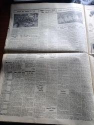 Cumhuriyet Gazetesi - 16 Mayıs 1953 - seçim kanununun tadili şimdilik geri kaldı - yapılan gemilerden biri dünkü tören sırasında denize indirilirken fotoğraf - Batı Almanya'nın ilk ordusu kuruluyor - Yugoslav parlamento heyeti dün geldi fotoğraf - memur evleri inşaatında yolsuzluk - İstanbul'da 15117 motorlu taşıt çalışıyor - 1953 güzeli için Gavriyeloğlu firmasının kraliçe vereceği altın yaldızı gümüş kemer fotoğraf - NATO genel sekreteri Lord İsmay'ın basın toplantısı - Türkiye İsveç güreş milli karşılaşması - İstanbul üniversitesi'nin 500. Kuruluş yıldönümü - Kore'de Türk zaferi - Piç Kurusu yazan Azmiye Hami Güven Yazı Dizisi - hayvan hakları Yazan A. Adnan Adıvar - İstanbul sokakları Yazan Burhan Felek - Cennet Yolu yazan Steinbeck Yazı Dizisi - Luton Town bugün Vefa ile karşılaşacak - İstanbul Belediyesi Şehir Tiyatroları dram kısmında Tartuffe komedi kısmında Bugün pazar - taç giyme Kupası futbol maçları - Daktilografi Sivas Şampiyonası Dün yapıldı fotoğraf -19 Mayıs gösterileri