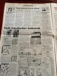 SABAH GAZETESİ DOĞUM GÜNÜ HEDİYESİ - 28 KASIM 2000 -TAM TAKIM 36 SAYFADIR -Şenkal Atasagun-Ali Ekber Yıldırım-Mehmet Gül-Rıdvan Budak-Dr. Sükru Kızılot-Yavuz Donat-Can Bartu-Mustafa Denizli-Hagi-Burak Elmas-Özcan Oal-Jardel-Gazian Ülger-Mahmut Sancak-Nadim Tüfekcioğlu-Atasagun bombaları patlattı-Yurtdışına çıkana vergi-3 Awacs uçağı bedavaya geldi-İkisi de adada-Taraftar gibi spikerler-Unutmuşum-Hagi çocuklar için kötü örnek-Muskaya tepki-Ersoy haklı-Bu Jardel’e bir haller oldu-Aslan’ın sabrı taştı-Ali Sami Yen’e 1 maç kapatma-Cepte 2001 modası-Dördüncü GSM için KDV şartı-Alışverişte Shopport heyecanı-Mobil servislerin eğlenceli yüzü-Paranın ateşi sönmüyor-Borsaya taze kan-Kuyruk saltanatının faturası 31 milyar $-İlhan Seven-Fisher-Ruhat Mengi-Ahmet Vardar-Salih Aydın-Selim Sabırboğa-Hükümet harekete geçti-Fisher’dan tam destek geldi-Pakette neler var-Körfezbank yurtdışından kredi aldı-Adel Kalem Rus ortak arıyor-Kalan dekorlar da yok edilmiş-Deprem konusunda süper gelişme-Hakim raporl