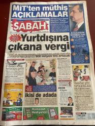 SABAH GAZETESİ DOĞUM GÜNÜ HEDİYESİ - 28 KASIM 2000 -TAM TAKIM 36 SAYFADIR -Şenkal Atasagun-Ali Ekber Yıldırım-Mehmet Gül-Rıdvan Budak-Dr. Sükru Kızılot-Yavuz Donat-Can Bartu-Mustafa Denizli-Hagi-Burak Elmas-Özcan Oal-Jardel-Gazian Ülger-Mahmut Sancak-Nadim Tüfekcioğlu-Atasagun bombaları patlattı-Yurtdışına çıkana vergi-3 Awacs uçağı bedavaya geldi-İkisi de adada-Taraftar gibi spikerler-Unutmuşum-Hagi çocuklar için kötü örnek-Muskaya tepki-Ersoy haklı-Bu Jardel’e bir haller oldu-Aslan’ın sabrı taştı-Ali Sami Yen’e 1 maç kapatma-Cepte 2001 modası-Dördüncü GSM için KDV şartı-Alışverişte Shopport heyecanı-Mobil servislerin eğlenceli yüzü-Paranın ateşi sönmüyor-Borsaya taze kan-Kuyruk saltanatının faturası 31 milyar $-İlhan Seven-Fisher-Ruhat Mengi-Ahmet Vardar-Salih Aydın-Selim Sabırboğa-Hükümet harekete geçti-Fisher’dan tam destek geldi-Pakette neler var-Körfezbank yurtdışından kredi aldı-Adel Kalem Rus ortak arıyor-Kalan dekorlar da yok edilmiş-Deprem konusunda süper gelişme-Hakim raporl