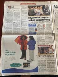 SABAH GAZETESİ DOĞUM GÜNÜ HEDİYESİ - 15 EYLÜL 2001 -TAM TAKIM 38 SAYFADIR -Albayrak-Yavuz Donat-Mehmet Tezkan-Ecevit-Bilgiç-Daum-Hasmet Babaoğlu-Ali Gültiken-Mehmet Özdilek-Aykut Kocaman-Sunu Sarıoğlu-Fatih Doğan-Gökmen Yüce-Sinan Engin-Fatih Akyel-Lucescu-Lazetiç-Güngör Mengi-Rudolph Giuliani-4 ülke hedefte-Türkiye’den tam destek-DGM’nin yetki alanı değişecek-Albayrak’ın üç kardeşi aranıyor-Ankara’ya büyük övgü-Büyük sever-Sifo kursa başlıyor-Aykut havalanmadı-İstanbul-Yönetim istifa-Ne Beşiktaş-Bak Lucescu-Luci’nin rehavet korkusu-Fener’de Lazetiç krizi-Cehennem anı-Vietnam gibi-Kirli müttefikler-Giuliani’nin reytingi yükseldi-Çetin Altan-Tevfik Yener-Sibel Nesimen-Ecevit-Saddam Hüseyin-Nazım Ercüm-Salih Aydın-Muhammed Ali-Yılmaz-Öymen-Kıyamete rağmen sahne ışıkları yandı-215 Türk aranıyor-Bütün Müslümanları düşman görmeyin-Katedralde Kuran okundu-Tehditler yüzünden İslam okulu kapatıldı-Ankara dört senaryoya hazır-Mücadelede ABD’nin yanında yer alacağız-İncirlik’te hareketli gün-Tür