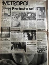 SABAH GAZETESİ DOĞUM GÜNÜ HEDİYESİ - 6 NİSAN 1995 -TAM TAKIM 36 SAYFADIR -Saffet Bengüoğlu-Bülent-Hasan Cemal-Refah Partisi Milletvekili Şevket Kazan-Refah Partisi Ankara Milletvekili İsmail Müftüoğlu-Maj Birand-Salih Memecan-Barzani-Kevin Costner-Ebru Gündeş-Demet-Özlem-Metin-Esra Eron-Efgan Ucuzal-Turgay Abacı-Güngör Mengi-Rasip Eser-Cemal Köyok-Turhan Arslanoğlu-Gürkan Öztekin-Neslihan Alkan-Fatih Ürek-Seda Sayan-Sibel Can-Özlem Nargaz-Binnaz Avcı-Simla-Sibel Barış-Mahsun Kırmızıgül-Devran Çağlar-Ebru Çelik-Yalçın Özden-İpek Erdem-Sevtap Parman-Emel Yıldırım-Yeşim Tan-Gabi-Sibel Gökçe-Sibel Gökçe-Atilla Yelken-Erhan Tekiyıldız-Necmi Türk-Eda-Mehmet Çadırcı-Sevilay Okyay-Yaşar Özel- Nefes kesen maç-Mollaların iflası-İşte İran-K.Irak’ta Kızılay aracına saldırı-Sosyal güvenlik-Seks izni teklifi Refah’ı karıştırdı-İnönü’nün Kinkel’i şaşırtan cevabı-Biz hastalık hastasıyız-Borsa hızla yükseliyor-11 kadın CIA’ya savaş açtı-Gazetelerin tiraj durumu-Ordu modası-Dedeye gözyaşı-Onlar erdi mur