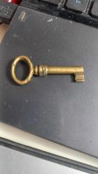 Çekmece ,kasa anahtarı  4 cm