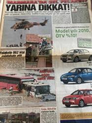 GÜNEŞ GAZETESİ DOĞUM GÜNÜ HEDİYESİ - 10 EYLÜL 2009 -TAM TAKIM 18 SAYFADIR -İstanbul İkitelli‘deki sel felaketinden 31 kişi boğularak öldü-Erdoğan-Bircan Karataş-N.Karadeniz-Emre-Arda-Salihoviç-Baros-Fatih Terim-Turgay Renklıkurt-Onal Karaman-Gökçek-Topbaş-Murat Taş-H.Gürlek-Orhan Kılıç-Emrah Temel-Murat Uluğ-B.Kopucuoğlu-Nehir Erdoğan-Nurgül Burhan-Mehmet Aslantuğ-Eda Taşpınar-Bora-Kıvanç-Yaşar-Emre Altuğ-Masal Okumayın Hesap Verin-7 Kadın İşçi Ekmek Parasına Giderken Öldü-Utanmazlar-Eşyaları Yağmaladılar-Kahrolası Direk-Fatih Terim’le Devam Edeceğiz-Avrupa’nın Rakipsiz Devleri-Söz Artık Takımda-Yeniden Doğmalıyız-Topbaş Topu Attı-Acı Üstüne Acı-Ağa Kızı Nehir-Nurgül Evlatlık Alacak-Eda Kurnazlığı-Yalnız Güzeller-Eski Eşlerin Romantik Gecesi-Süreyya Emanette-Kıvanç Bu Kez Kaçmadı-Yaşar’ı Hayranları Bile Tanımadı-Bir Kaç Kez Aldatıldım-Vehip Dinçcan-İbo-Ali Kırca-Memiş Hoca-Şuayb Aleyhisselam-Selin Getirdikleri ve Götürdükleri-Liderlerin Ağız Bozukluğu-Bir Küçük Ayrıntı-İbo Show’da Eğle