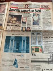 SABAH GAZETESİ DOĞUM GÜNÜ HEDİYESİ - 19 AĞUSTOS 1994 -TAM TAKIM 32 SAYFADIR -eczacı hilal Sayınbaşı eczanesinde vahşice öldürdüler-Yekta Güngör Özden-Doğan Güreş-Ertuğrul-Suat-Saffet-Nezihi-Nartallo-B.Metin-Sabri Sümerer-Feyyaz-Uche-Engin-Şenol Güneş-Cevat Kol-Burakbey-Nizamettin Vezirioğlu-Abdullah Turhan-Mazlum Göknel-Suat Yalaz-Ahmet Vardar-Barbaros-SABAH-TRT Kafasıyla Yasa İptal Ediyor-Eczacı Kızı Boğazladılar-Demokratik Birlik-Cezayir’de Büyük Deprem 150 Ölü 2000’in Üzerinde Yaralı-Güreş Gönlüm Rahat Ayrılıyorum-Kadın Parmağı mı?-Cim-Bom’da Suat İsyanı-Galatasaray’ın Kalesi Bu Hafta da Nezihi’nin-Petrol Cim-Bom’a Tuzak Hazırlıyor-Aslan Galatasaraylılar-Beklenen Süper An Geldi-Cimbomum-Şok Teklif-B.Metin’e 6 Milyar Zam-Beşiktaş’ta İshal Paniği-Fener’de Feyyaz’a Anjin Engeli-Trabzon’da Korku-Kocaeli’de Fırça Günü-Profilo Sahaya İndi-Çavuşoğlu ile Olay Röportaj ve Fotoğraflar Sarı Kanaryam-Burakbey-Mostan Kalesi-Son Osmanlı-Falbilim Merkezi-Bill Clinton-Roger Altman-Sedat Sertoğlu-Ta