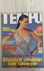 TEMPO – SAYI 14 – 7 NİSAN 1993 – 130 SAYFA – GENÇLERİN TEHLİKELİ MERAKI: AKINETON BEYNİ ÖLDÜRÜYOR – SADO-MAZO SEKS MODASI: “SAVAŞIR GİBİ SEVİŞMEK” YAYGINLAŞIYOR – GAME BOY KUŞAĞI DÜNYAYI FETHEDİYOR: BİLGİSAYAR ÇOCUKLARI SINIR TANIMIYOR – DÖVME MODASI YAZLA BİRLİKTE GELİYOR – ANDIE MACDOWELL: “MESLEĞİ OYUNCULUK OLAN BİR ANNEYİM” – BUKET DEREOĞLU: TİYATROCU OLMAYI HAYAL BİLE ETMEYEN BİR TİYATROCU – ALAYLI DANSÖZLERİN PABUCU DAMA ATILIYOR: DİPLOMALI DANSÖZLÜK GELİYOR – BURHAN DOĞANÇAY’DAN GRAFFİTİ KİTABI – MAYO MODASINDA MEYVE DESENLERİ – JACK NICHOLSON “HOFFA” ROLÜNDE, “BERLİN’İN BERLİN” VİZYONDA – JOHN SAUL’DAN “İBLİS BEKLİYORDU”: ATALARIN GÜNAHLARI MI? – ORTAKÖY’DE CALLIENTE’DEN ACI MEKSİKA MUTFAĞI – TIME MANAGER SEMİNERLERİ: ZAMANI YÖNETME SANATI – JAMES ORBILIC VE OĞLU ABDÜLHAMİT’İN DRAMATİK HİKÂYESİ – SİNEMANIN SERSERİ ÇOCUKLARI: GODARD’DAN FESTİVAL PORTRESİ – JIMMY HOFFA’NIN HAYATI BEYAZPERDEDE – 10. ULUSLARARASI ANKARA MÜZİK FESTİVALİ BAŞLIYOR – KAMUOYU ARAŞTIRMASI: DYP’NİN DÜŞÜŞÜ - İdil Koleksiyon