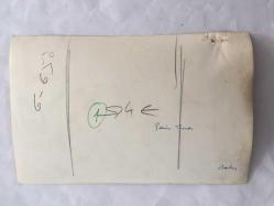 TÜRK SANAT MÜZİĞİ SANATÇISI SEVİM TUNA'NIN ORİJİNAL 2'Lİ FOTOĞRAF SETİ - 18 x 12 cm EBADINDA - SEVİM TUNA ANNESİNİN MEVLİDİNDE DUA EDERKEN ÇEKİLMİŞ 2 FARKLI KARE