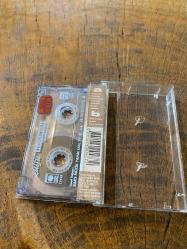 ZÜLFÜ LİVANELİ - YANGIN YERİ - KASET