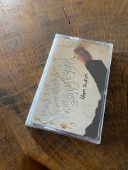 İLHAN ŞEŞEN - ŞİMDİ BEN BU ŞARKILARI KİME SÖYLİYEYİM - KASET (JELATİNİNDE)