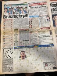 ASABİ GAZETESİ DOĞUM GÜNÜ HEDİYESİ - 16 AĞUSTOS 1999 -SADECE 4 SAYFADIR -Galatasaray Trabzonsporu 2-1 yendi-Can Yücel-Hüseyin Çevik-Halıcı Ekrem-Ali Akgül-E. Mine-Suha Ortolo-Rahmi Turan-Kenan Evren-Muazzez Ersoy-Bülent Akcaralı-Zafer Çağlayan-Fatih Terim-Hagi-Emre-Popescu-Mustafa Doğan-Rıdvan Dilmen  İki kadının dramı-Sabotaj mı-Denizli-İzmir treni devrildi 20 yaralı-Örnek iki bakan-Orman yaktı pişmanım dedi-Dayakçı kocaya pompalı intikam-Bir asırlık feryat-Yaş günü pastası-Ecevit’in unutkanlığı-Başkan böyle yaparsa-Vasiyet-Bizim müzelerimiz-Hapısler dolmuşsa yenilerini yaparsın-Erbakan aç tavuk-Cimbom’dan büyük vurgun-Kartal sahasında coştu-Rıdvan’a tahammül kalmadı  Karikatür isimleri-çizerleri: Macanda-Ergin Asyalı