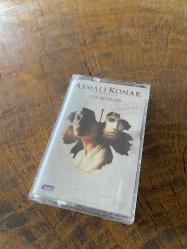 ASMALI KONAK - HAYAT - FİLM MÜZİKLERİ - ÖZCAN DENİZ ŞARKILARIYLA - KASET (JELATİNİNDE)