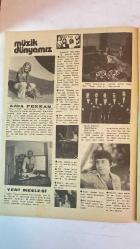 SAMANYOLU ELBİSE PATRON İLAVELİ MECMUA DERGİ - 19 NİSAN 1973 – SAYI: 68 CEM GÖKMEN – SLADE – MOODY BLUES – TEMPTATIONS – JUNIOR WALKER – CARLY SIMON – CAROLE KING – CLIFF RICHARD – PAUL MCCARTNEY – WINGS – LINDA MCCARTNEY – AJDA PEKKAN – MORT SCHUMAN – TANJU OKAN – FİKRET KIZILOK – ORHAN GENCEBAY – SANAR YURDATAPAN – RIZA SİLAHLI – ÇİĞDEM AYTAÇ – ZEKAI APAYDIN – FECRİ EBCİOĞLU – OMÜR GÖKSEL – AYLA DİKMEN – ŞENAY – FERDİ ÖZBEĞEN – ASU MARALMAN – TIMUR SELÇUK  CUM ON FEEL THE NOIZE – LOOK WOT YOU DON – TAKE ME BAK OME – MAMA WEER ALL CRAZEE NOW – GOODBYE JANE – SLADE ALIVE – SLADED – MASTER PIECE – THE RIGHT THING TO DO – YOUR SO VAIN – POWER TO ALL OUR FRIENDS – HI HI HI – MY LOVE – RED ROSE SPEEDWAY – TWELFTH OF NEVER – HELLO HURRAY – PIANO PLAYER – 20 CENTURY BOY – FEEL THE NEED IN ME – KILLING ME SOFTLY WITH HIS SONG – LOVE TRAIN – ALSO SPRACH ZARATHUSTRA – DUELLING BANJOS – DON’T SHOOT ME I’M ONLY THE PIANO PLAYER – LADY SINGS THE BLUES – ROCKY MOUNTAIN HIGH – SHOOT OUT A - 36 SAYFA