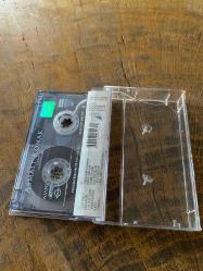 ASMALI KONAK - HAYAT - FİLM MÜZİKLERİ - ÖZCAN DENİZ ŞARKILARIYLA - KASET