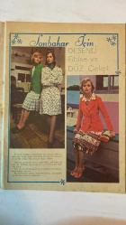 SAMANYOLU ELBİSE PATRON İLAVELİ MECMUA DERGİ - 5 EYLÜL 1974 SAYI: 140 FATMA BELGEN - TAMER YİĞİT - HÜLYA KOÇYİĞİT - OSMAN F. SEDEN - LÜTFİ Ö. AKAD - AYNUR AKARSU - OKAN DEMİR - KAYHAN VOLKAN - ERTAN ANAPA - FUNDA ANAPA - ALİ KOCATEPE - AJDA PEKKAN - ASU MARALMAN - BARIŞ MANÇO - NİLÜFER - ALİ ÇETİN - LEYLA BELKIS - ATEŞBÖCEĞİ YALÇIN OTAĞ - HÜLYA TUĞLU - SEVDA FERDAĞ - KADİR İNANIR - TÜRKAN ŞORAY - EKREM BORA - SAFA ÖNAL - MR. CLAYTON - MR. RICH - POIROT - HASTINGS - CURTISS - MARGUERITA - AGATHA CHRISTIE - LAURA - SAMANTHA - RALPH SİNEMA MÜZİK - KISA HABERLER - HÜLYA TUĞLU'YA EVLİLİK TEKLİFİ - KADİR İNANIR ŞİİR KİTABI - TÜRKAN ŞORAY'IN YENİ FİLMİ - OYMALI SANDIK - THE SOFRAMIZ - PARKDAKİ ADAM - 36 SAYFA