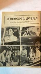 SAMANYOLU ELBİSE PATRON İLAVELİ MECMUA DERGİ - 24 OCAK 1974 SAYI: 108 JEANNE MOREAU - SYBIL BURTON CHRISTOPHER - ALLEGRA KENT - MERLE OBERON - BEVERLY ADAMS - AJDA PEKKAN - AYTEN ALPMAN - ASU MARALMAN - ÖMÜR GÖKSEL - EROL BÜYÜKBURÇ - CEM KARACA - TANJU OKAN - ZEYNEP - SEVİL AYLA - VERDA SÜMER - TÜLAY ÖZDEMİR - GERMAN - ERSEN - EDİZ ONAY - MEHMET TANERİ - AYSU ERCAN - YURDAER DOĞULU - FİKRET KIZILOK - ZAFER DİLEK - KAMURAN AKKOR - LALE AKAT - GÜLDEN KARABÖCEK - SELÇUK URAL - EROL EVGİN - NÜKET DURU - ÖMÜR GÖKSEL - ERTAN ANAPA - IŞIK - EMEL SAYIN - ENGİN ÇAĞLAR - ZEKİ ÖKTEN - ERDOĞAN ENGİN - FATMA GİRİK - MEMDUH ÜN - ORHAN ELMAS - TAMER YİĞİT - GÖNÜL YAZAR - GÜLŞEN BUBİKOĞLU - KADİR İNANIR - CÜNEYT ARKIN - TÜRKAN ŞORAY - HÜLYA TUĞLU ÜNLÜLERİN GÜZELLİK ÖĞÜTLERİ - MÜZİK DÜNYASI - KISA HABERLER - SİNEMA - O GECEDEN SONRA (ROMAN ÖZETİ) - 36 SAYFA