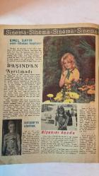 SAMANYOLU ELBİSE PATRON İLAVELİ MECMUA DERGİ - 24 OCAK 1974 SAYI: 108 JEANNE MOREAU - SYBIL BURTON CHRISTOPHER - ALLEGRA KENT - MERLE OBERON - BEVERLY ADAMS - AJDA PEKKAN - AYTEN ALPMAN - ASU MARALMAN - ÖMÜR GÖKSEL - EROL BÜYÜKBURÇ - CEM KARACA - TANJU OKAN - ZEYNEP - SEVİL AYLA - VERDA SÜMER - TÜLAY ÖZDEMİR - GERMAN - ERSEN - EDİZ ONAY - MEHMET TANERİ - AYSU ERCAN - YURDAER DOĞULU - FİKRET KIZILOK - ZAFER DİLEK - KAMURAN AKKOR - LALE AKAT - GÜLDEN KARABÖCEK - SELÇUK URAL - EROL EVGİN - NÜKET DURU - ÖMÜR GÖKSEL - ERTAN ANAPA - IŞIK - EMEL SAYIN - ENGİN ÇAĞLAR - ZEKİ ÖKTEN - ERDOĞAN ENGİN - FATMA GİRİK - MEMDUH ÜN - ORHAN ELMAS - TAMER YİĞİT - GÖNÜL YAZAR - GÜLŞEN BUBİKOĞLU - KADİR İNANIR - CÜNEYT ARKIN - TÜRKAN ŞORAY - HÜLYA TUĞLU ÜNLÜLERİN GÜZELLİK ÖĞÜTLERİ - MÜZİK DÜNYASI - KISA HABERLER - SİNEMA - O GECEDEN SONRA (ROMAN ÖZETİ) - 36 SAYFA