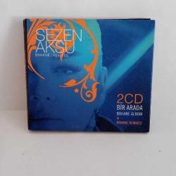 CD Sezen Aksu bahane remixes albümü. Orijinal. 2 cd. kitapçığı yok. Sorunsuz çalışıyor.