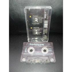 Kaset Grup Türkiyem uzun kavak albümü. kartonetin bazı sayfaları birbirine yapışık. kaset sorunsuz çalışıyor