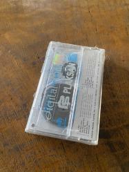 HAKAN PEKER - AŞK BANA LAZIM - KASET (JELATİNİNDE)