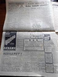 Cumhuriyet Gazetesi - 11 Ocak 1955 - yabancı dilli liseler yazan Nadir Nadi Başmakale -  başvekil Adnan Menderes Yarın Irak meclisinde konuşacak - başvekil Adnan Menderes ve Dışişleri vekili Fuat Köprülü Kerbela seyahatinde Nuri Sait Paşa ile birlikte helikopterden inerken fotoğraf - Edirne sular altında suların kapladığı 797 evden 53 ü çöktü - Merzuka Akçam müebbet hapse mahkeme oldu - migros'un açacağı 60 seyyar dükkan - filmciliğimiz nasıl kalkınır - Vali Fahrettin Kerim Gökay genelevlerin nakli meselesi için ne diyor - komünist için Yugoslavya anlaşması - verem Haftası yazan Burhan Felek - haftanın Spor olayları yazan Haluk San - Fenerbahçe enternasyonel atletizm Bayramı - milli takım ve Galatasaray'ın kıymetli basketbolcusu Erdoğan Partener henüz gelemiyor - Çelik hançer filmi elhamra sinemasında - Zoraki Diplomat yazan Yakup Kadri Karaosmanoğlu Yazı Dizisi - Sahte Kahraman Lawrence derleyen Samih Sami Yazı Dizisi - tarihe geçmiş büyük aşklar Kral 1. Fransua Ve Madam Dö Şatobrian