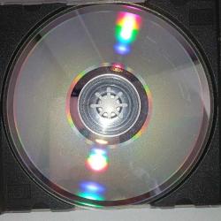 Cd Orhan Gencebay yalnız değilsin Albümü. orijinal. Kervan & Odeon 1994 sarı bandrollü dönem baskı albüm. Disk 10 üzerinden 9 koleksiyonluk