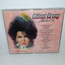 Cd Bülent Ersoy akıllı ol Albümü. orijinal 1994 sarı bandrollü dönem baskı albüm. Dinlemeyi etkilemeyen çizikler var. sorunsuz çalışıyor